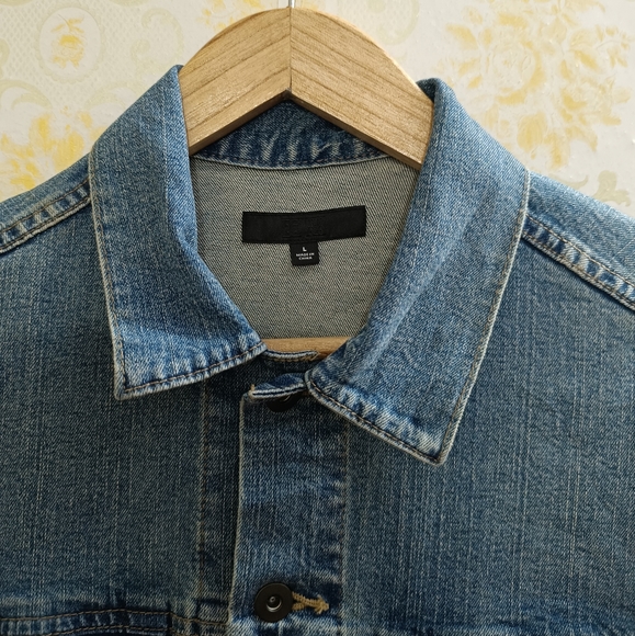 Uniqlo - Picture 3 of 7